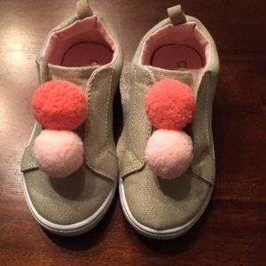 Pom Pom Shoes